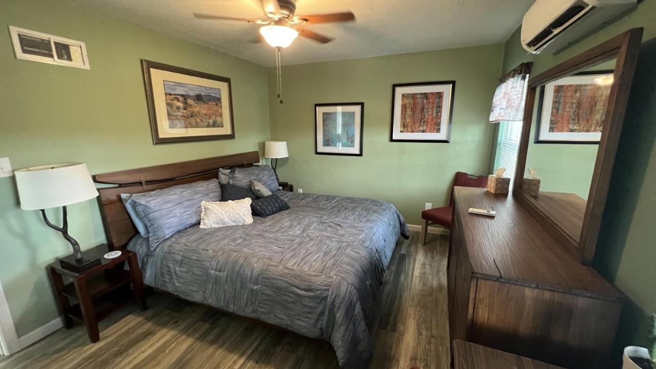 Hill Country Highland'S Bluebonnet Cottage 马布尔福尔斯 外观 照片